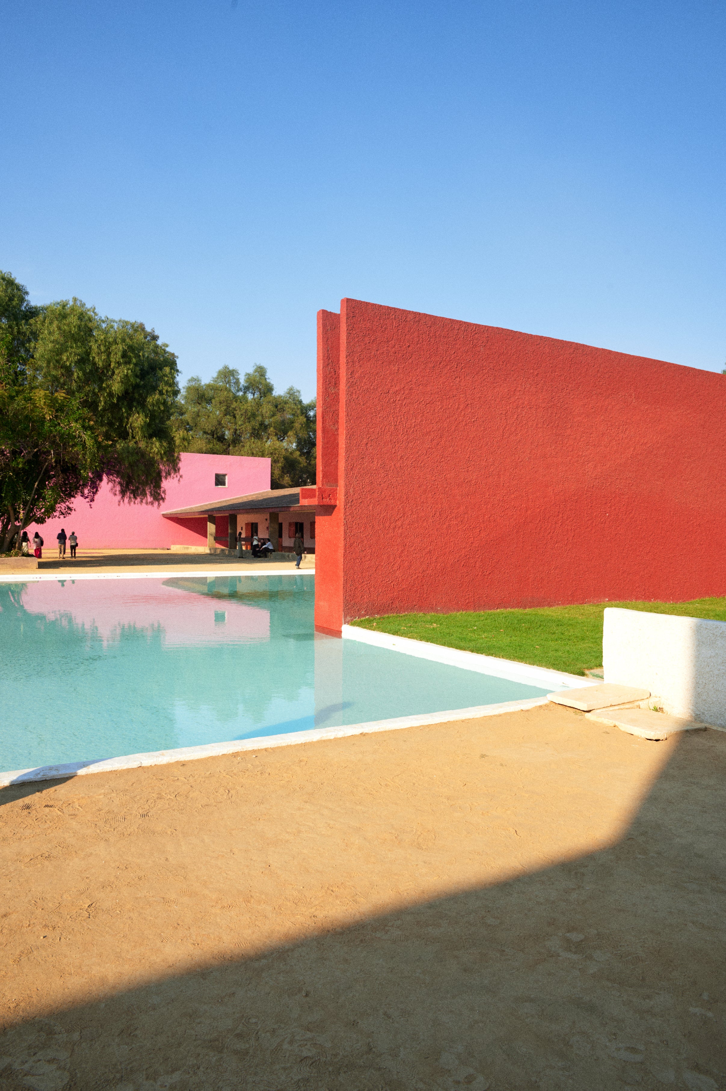 Barragán: Monumentalidad, Agua y Paisaje